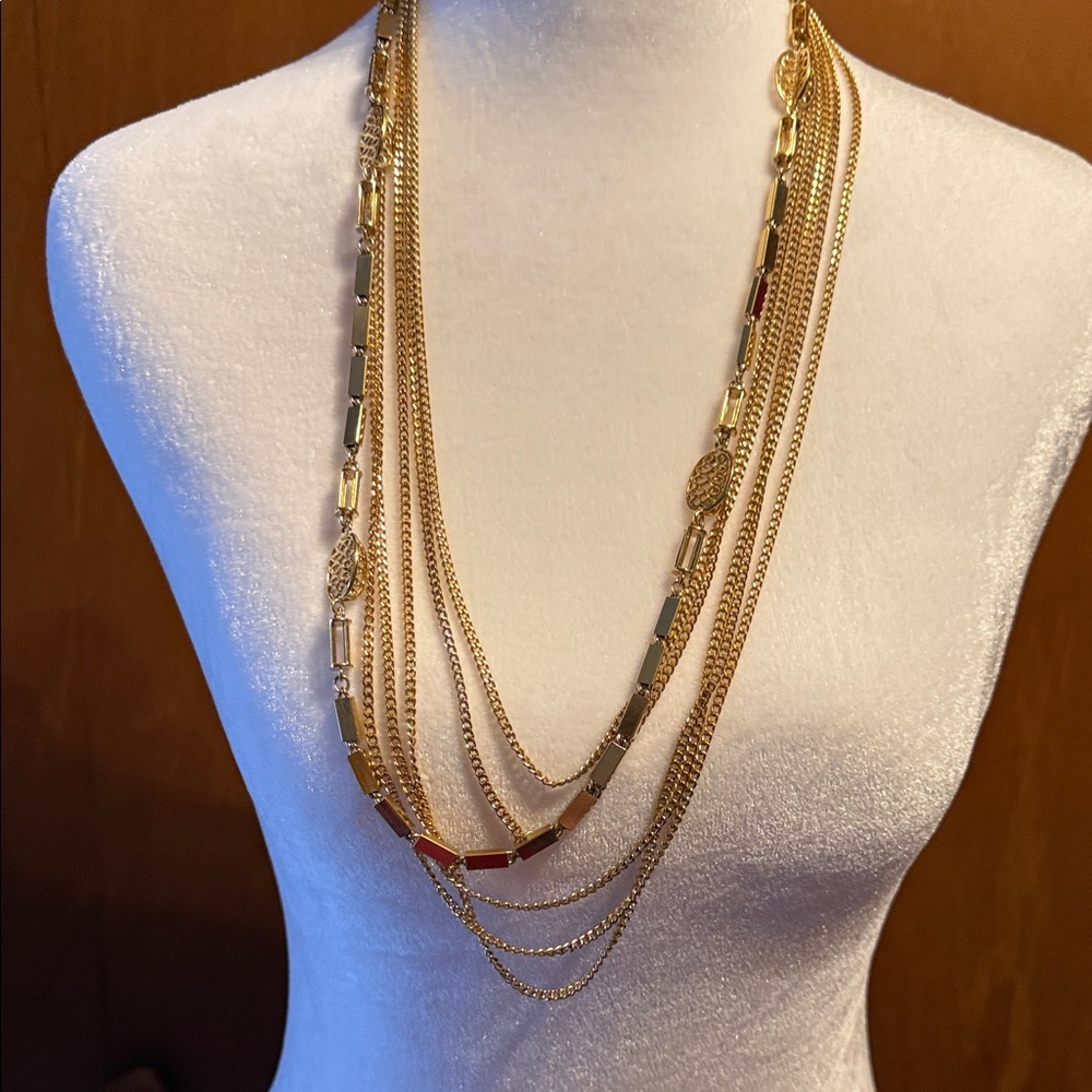 Monet Necklace 28 Inches Gold Tone Vintage Signed.